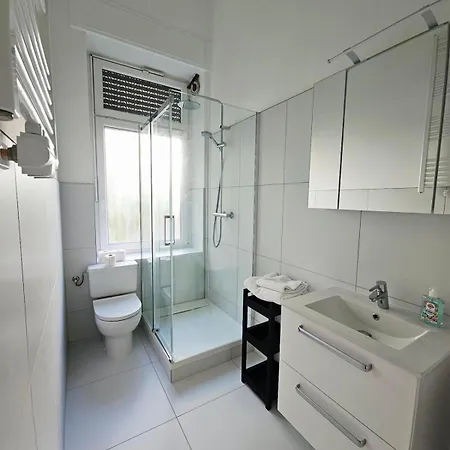 Breathtaking 2 Bedroom At Kurpark ויסבאדן